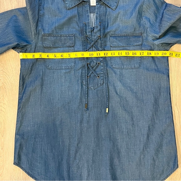 CHICO’S Women’s Chambray Lace Up Denim Blue 100% Cotton Long Sleeve Top - Picture 4 of 7